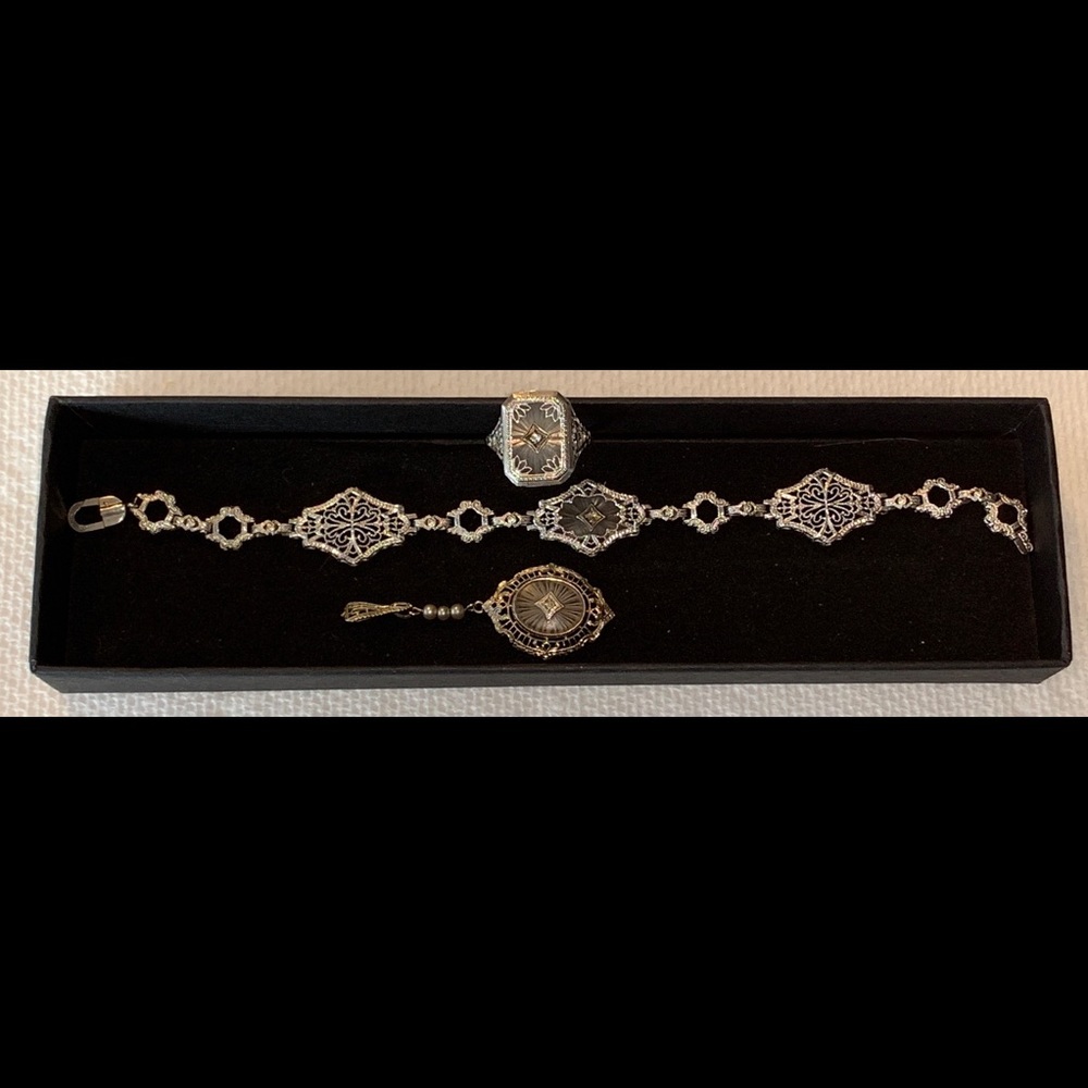 Vintage Camphor Jewelry Set